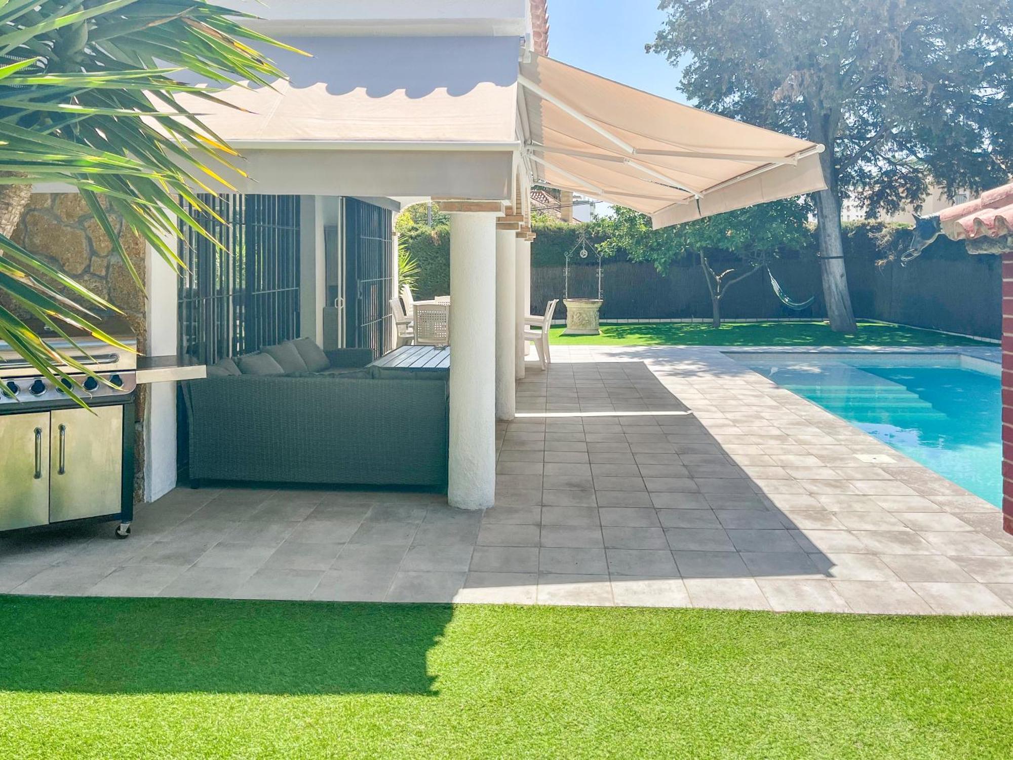 Villa Alamos Jerez I Piscina Salada Climatizada I Bbq I Jardines I 850M2 Херес-де-ла-Фронтера Екстер'єр фото